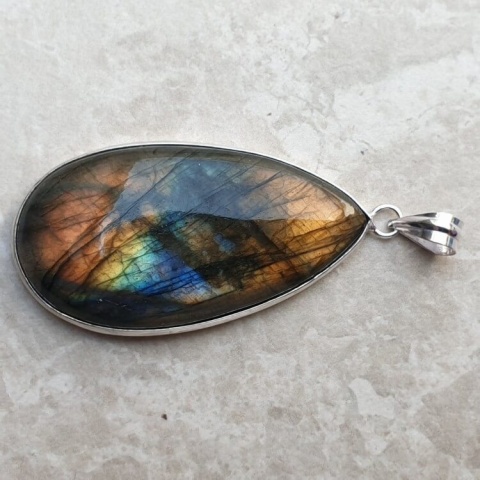 Labradorite pendant 45x25 mm no A291 Labradorite pendant 45x25 mm no A291