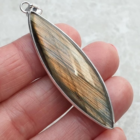 Labradorite pendant 52x16 mm no A292 Labradorite pendant 52x16 mm no A292