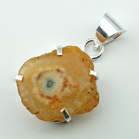 Solar quartz pendant 22x21 mm no 116 Solar quartz pendant 22x21 mm no 116
