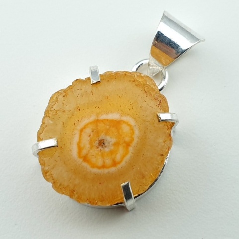 Solar quartz pendant 23x21 mm no 120 Solar quartz pendant 23x21 mm no 120