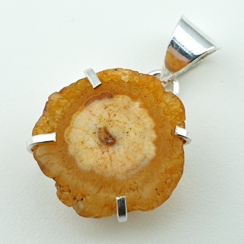 Solar quartz pendant 23x23 mm no 115 Solar quartz pendant 23x23 mm no 115