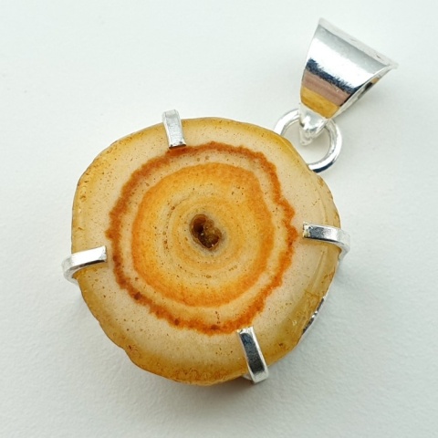 Solar quartz pendant 23x23 mm no 118 Solar quartz pendant 23x23 mm no 118