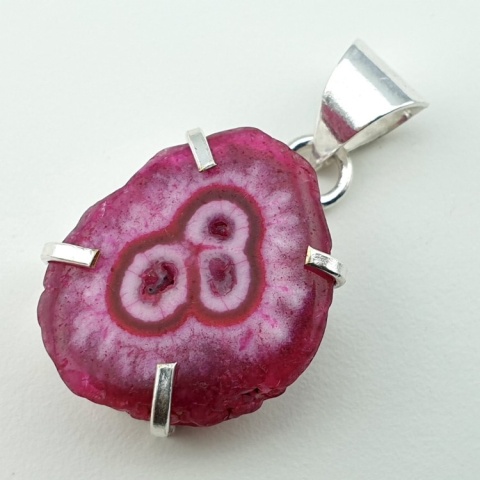 Solar quartz pendant 25x21 mm no 127 Solar quartz pendant 25x21 mm no 127