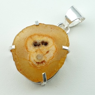 Solar quartz pendant 25x22 mm no 107