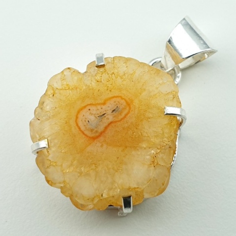 Solar quartz pendant 25x23 mm no 98 Solar quartz pendant 25x23 mm no 98
