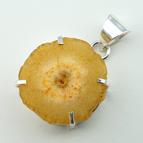 Solar quartz pendant 25x24 mm no 83 Solar quartz pendant 25x24 mm no 83
