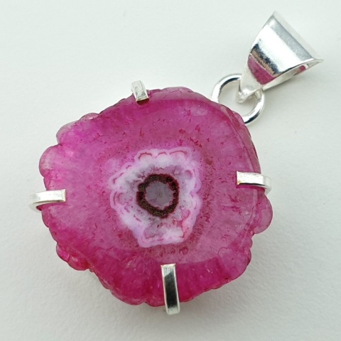 Solar quartz pendant 25x25 mm no 126 Solar quartz pendant 25x25 mm no 126