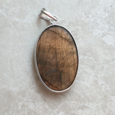Labradorite pendant 32x21 mm no A388 Labradorite pendant 32x21 mm no A388