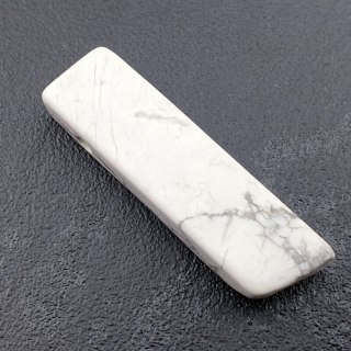 Howlite icicle 45x13 mm No 15