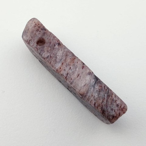 Strawberry quartz icicle 40x11 mm No 5 Strawberry quartz icicle 40x11 mm No 5