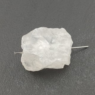 Quartz nugget with hole 28x19 mm no 21