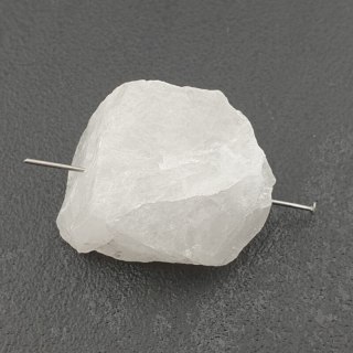 Quartz nugget with hole 29x16 mm no 34
