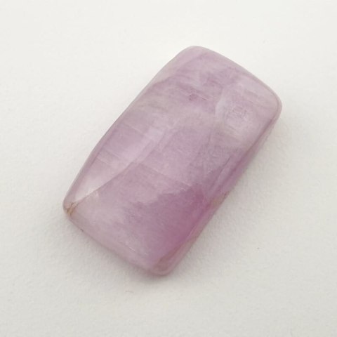 Kunzyt kaboszon 25x15 mm nr 2 Kunzyt kaboszon 25x15 mm nr 2