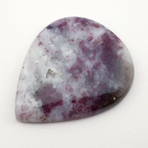 Pink tourmaline cabochon 39x32 mm no 18 Pink tourmaline cabochon 39x32 mm no 18