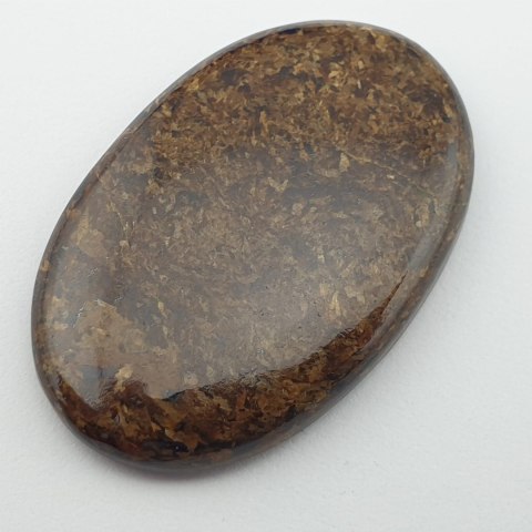 Brontite cabochon 3.7x2.4 cm No. 17 Brontite cabochon 3.7x2.4 cm No. 17