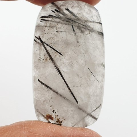 Kwarc z turmalinem kaboszon 3,9x2,2 cm nr 1 Kwarc z turmalinem kaboszon 3,9x2,2 cm nr 1