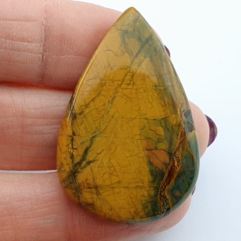 Nellit kaboszon 3,9x2,6 cm nr 12 Nellit kaboszon 3,9x2,6 cm nr 12