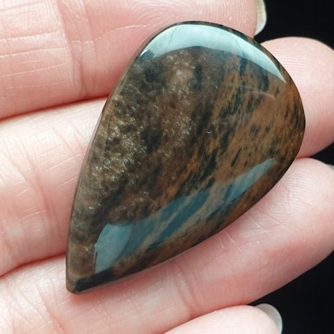 Obsidian copper cabochon 3.7x2.3 no. 32 Obsidian copper cabochon 3.7x2.3 no. 32
