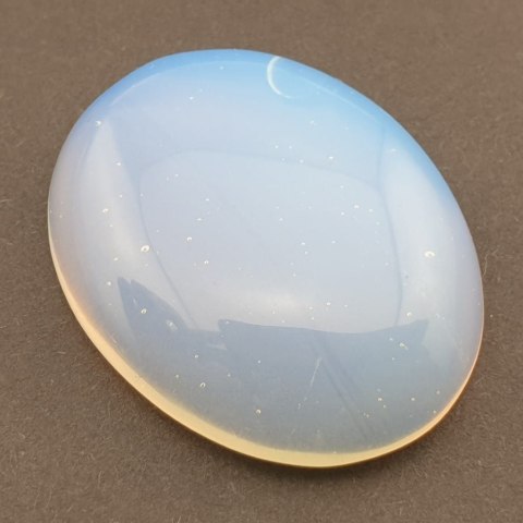 Opalite cabochon 3.1x2.5 cm no. 1 Opalite cabochon 3.1x2.5 cm no. 1