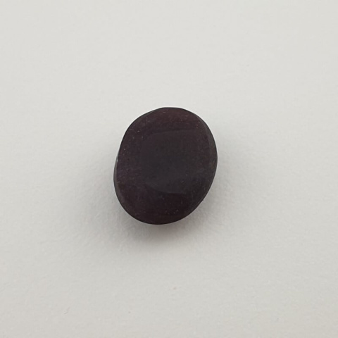 Granat gwiaździsty kaboszon 12x9 mm nr 54 Granat gwiaździsty kaboszon 12x9 mm nr 54