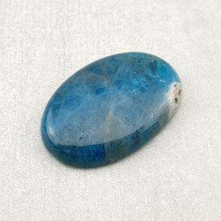 Apatite cabochon 32x22 mm no 79