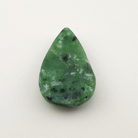 Zoisite with ruby cabochon 27x17 mm no. 51 Zoisite with ruby cabochon 27x17 mm no. 51