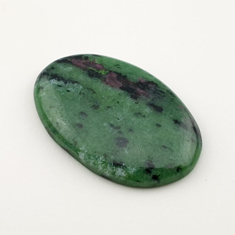 Zoisite with ruby cabochon 28x24 mm no 40 Zoisite with ruby cabochon 28x24 mm no 40