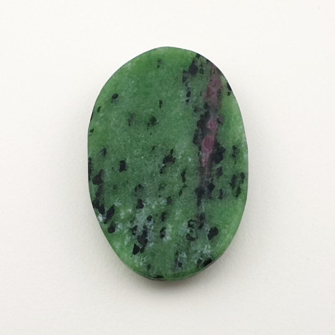 Zoisite with ruby cabochon 28x24 mm no 40 Zoisite with ruby cabochon 28x24 mm no 40