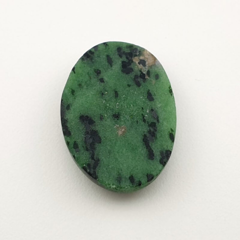 Zoisite with ruby cabochon 31x21 mm no 48 Zoisite with ruby cabochon 31x21 mm no 48
