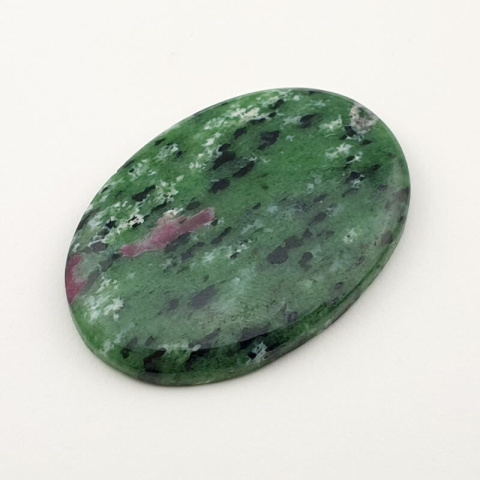Zoisite with ruby cabochon 40x28 mm no. 43 Zoisite with ruby cabochon 40x28 mm no. 43