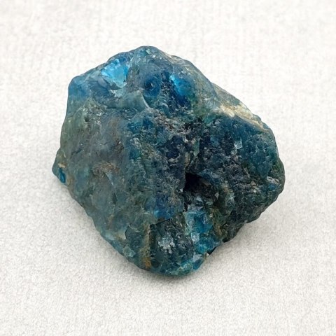 Apatyt bryłka z dziurką 32x23 mm nr 68 Apatyt bryłka z dziurką 32x23 mm nr 68