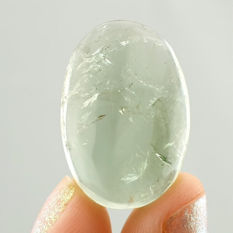 Prazjolit kaboszon 26x18 mm nr 27 Prazjolit kaboszon 26x18 mm nr 27