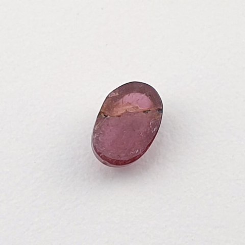 Tourmaline cabochon 6x4 mm no 124 Tourmaline cabochon 6x4 mm no 124
