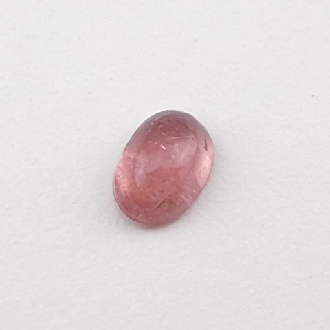 Tourmaline cabochon 6x4 mm no 131 Tourmaline cabochon 6x4 mm no 131