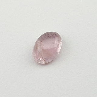 Tourmaline cabochon 6x4 mm no 137