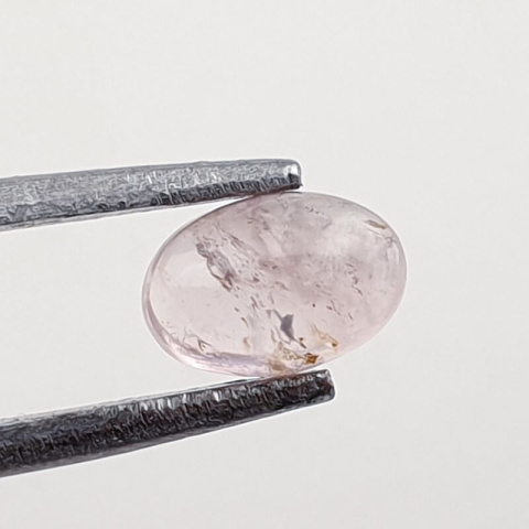 Tourmaline cabochon 6x4 mm no 138 Tourmaline cabochon 6x4 mm no 138
