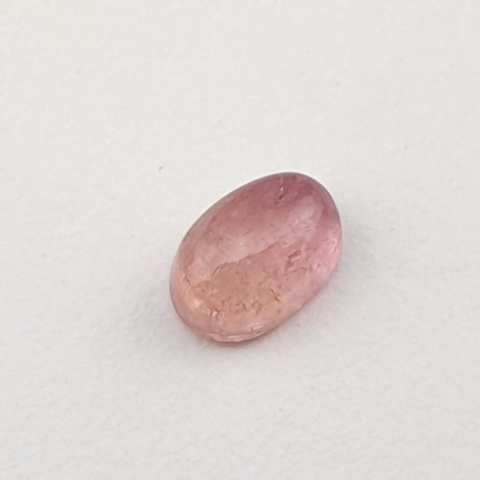 Tourmaline cabochon 6x4 mm no 139 Tourmaline cabochon 6x4 mm no 139