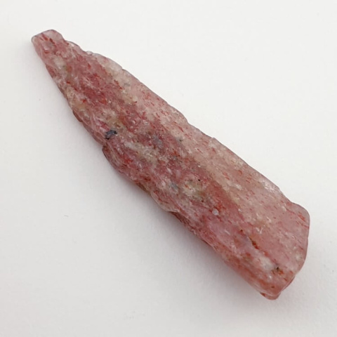 Kwarc truskawkowy sopel 54x12 mm nr 62 Kwarc truskawkowy sopel 54x12 mm nr 62