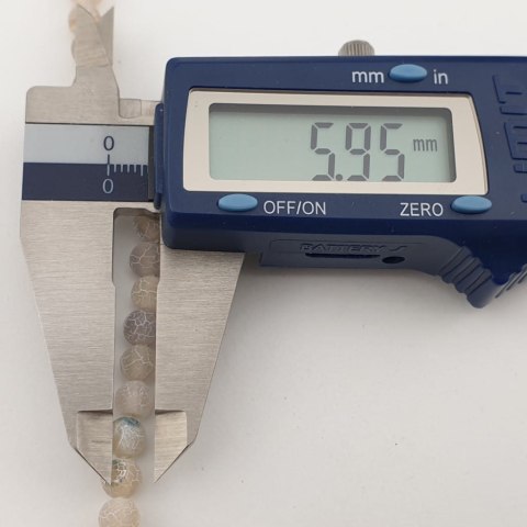 Agat trawiony szary kula 6 mm sznur Agat trawiony szary kula 6 mm sznur