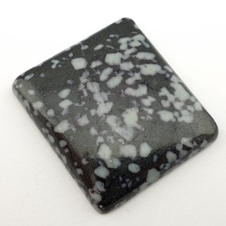 Cammererite cabochon 2.9x2.6 cm no. 6