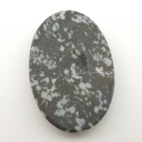 Kammererite cabochon 4.2x2.8 cm no. 4 Kammererite cabochon 4.2x2.8 cm no. 4