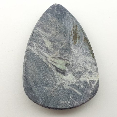 Kammererite cabochon 4.6x3.0 cm no 3 Kammererite cabochon 4.6x3.0 cm no 3