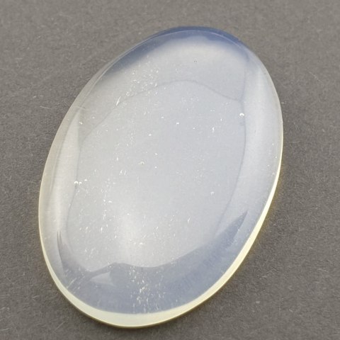 Opalit kaboszon 3,2x2,2 cm nr 11 Opalit kaboszon 3,2x2,2 cm nr 11