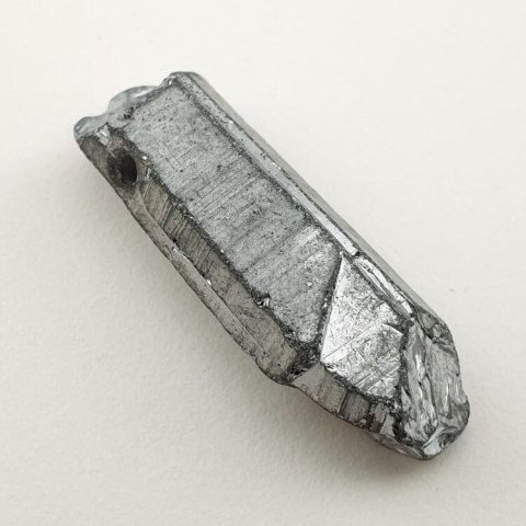 Kwarc tytanowy sopel 29x10 mm nr 137 Kwarc tytanowy sopel 29x10 mm nr 137