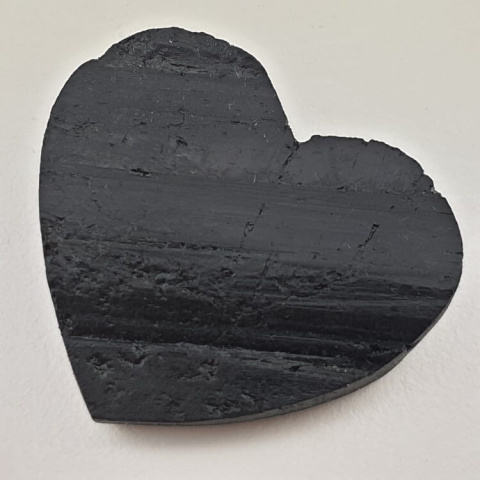 Black tourmaline raw cabochon 32x29 mm no 263 Black tourmaline raw cabochon 32x29 mm no 263