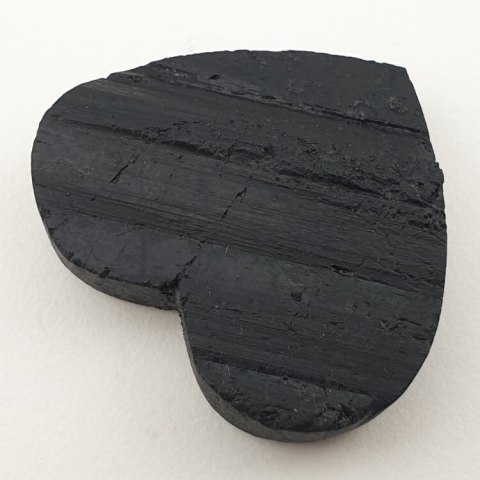 Black tourmaline raw cabochon 32x29 mm no 263 Black tourmaline raw cabochon 32x29 mm no 263