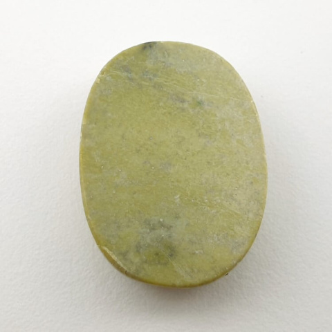 Serpentinite cabochon 23x17 mm no. 70 Serpentinite cabochon 23x17 mm no. 70