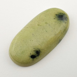 Serpentynit kaboszon 34x17 mm nr 18
