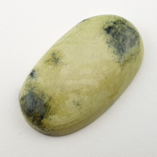 Serpentynit kaboszon 34x20 mm nr 54