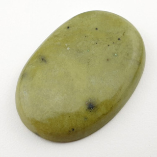Serpentynit kaboszon 36x25 mm nr 61